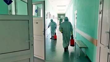 В алтайских больницах перепрофилируют койки для «ковидных» пациентов