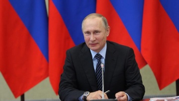 Владимир Путин поздравил Союз женщин РФ с юбилеем