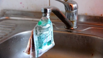 Симферопольцам без счетчиков могут снизить плату за водоснабжение на время отключений