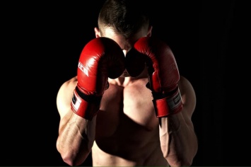 Уайт заявил о намерении провести бой-реванш с российским боксером Поветкиным
