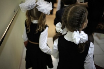 Трусенева: детей и учителей не будут заставлять носить маски в школе