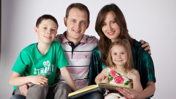 Виктор Томенко распорядился сохранить компенсационные выплаты семьям