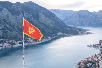 Сенатор предположил отказ от антироссийского курса в Черногории после выборов