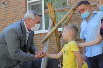 В Ростовской области для особенных детей подготовили 500 комплектов для «дистанционки»
