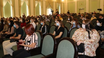В День знаний в Алтайском институте культуры провели публичную лекцию