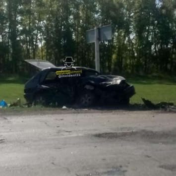 В Мамонтовском районе пьяный водитель «ВАЗа» устроил смертельное ДТП в попытке сбежать от полицейских