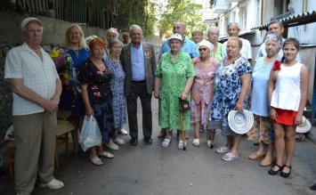 В Гаспре поздравили с 93-летием ветерана ВОВ и труда Ивана Ефимовича Михайлова