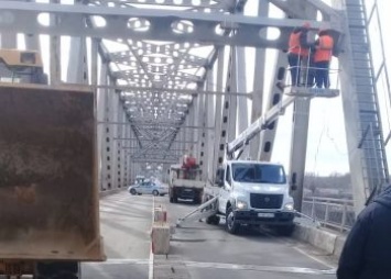 Автора фейка об обрушении моста через Зею оштрафовали
