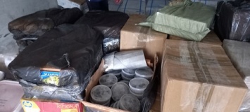 Сотрудники ГИБДД обнаружили более 400 кг нелегальной черной икры в Иркутской области