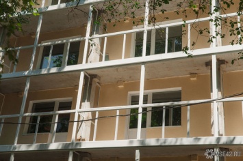 Ребенок и мужчина пострадали в результате обрушения балкона на Кубани