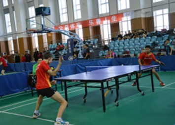 Международный турнир по теннису открылся сегодня в Хэйхэ