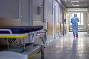 "Круглосуточный ад": медики симферопольской больницы падают в обморок на работе
