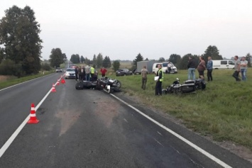 Под Неманом пенсионер на «Форде» сбил трех мотоциклистов (фото)