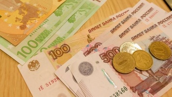 Назван необходимый доход для российских семей с детьми