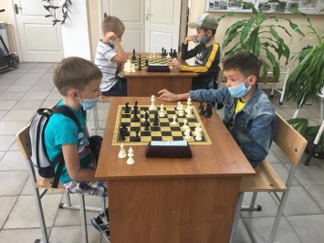В Ялте проходит шахматная «Битва поколений»