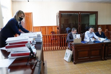 Адвокаты зачитали показания Косаревой, где она отрицает убийство младенца