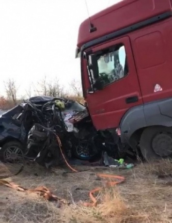 Еще одна семья из Алтайского края погибла в ДТП с грузовиком