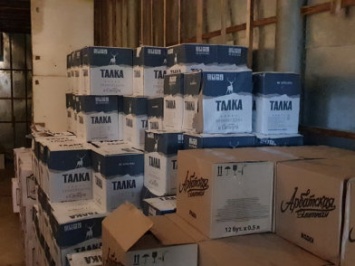 В Сургуте сотрудники полиции изъяли более 12 тонн контрафактного алкоголя
