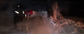 В Калужской области сгорели погрузчик и и полуприцеп