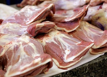 Более 110 кило подозрительного мяса забрали у жительницы Белогорска