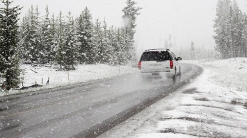 К снегопаду готовы. Дорожники Барнаула организовали круглосуточное дежурство спецтехники