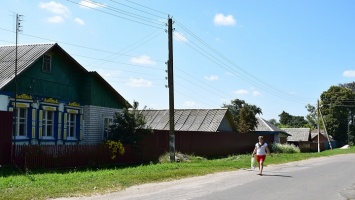 В Алтайском крае скупают дома в селах и пригородные дачи
