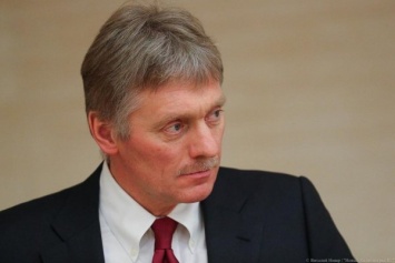 Песков заявил, что система борьбы с COVID в России позволяет избежать полного локдауна