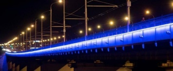 Гагаринский мост украсила декоративная подсветка