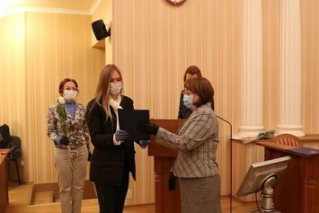 Педагогам дополнительного образования вручили грамоты в Пушкинском районе