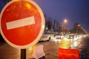 Мэрия предупреждает о перекрытиях движения через переезд на Дзержинского в ноябре