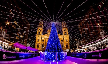 В европейских городах открываются рождественские ярмарки