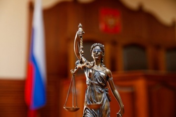 В Калининграде осудили сотрудницу Росреестра за подделку документов на квартиры