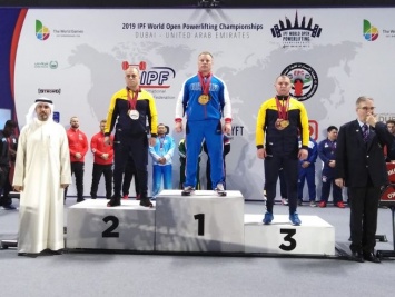 Кузбассовец победил на чемпионате мира по пауэрлифтингу в Дубае