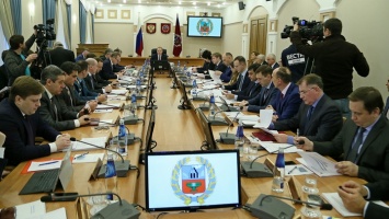 В Правительстве Алтайского края обозначили направления по инвестициям и развитию