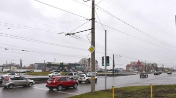 В Барнауле отремонтировали перекресток на пересечении улиц Малахова и Взлетной