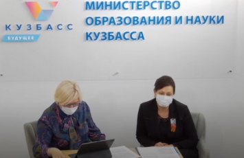 Власти рассказали о возможном продлении школьных каникул в Кузбассе