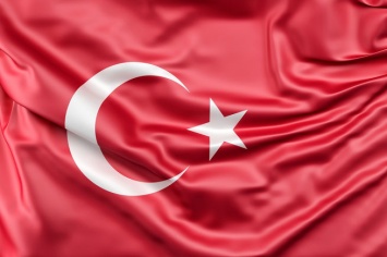 Турция рассмотрит возможное закрытие страны для туристов из-за коронавируса