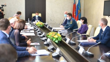 В Барнауле обсудили, как переделать ТЦ под ковидный госпиталь