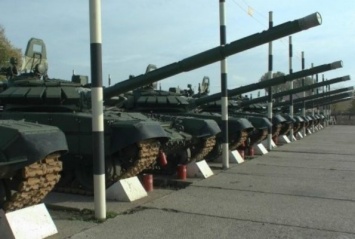 На Балтфлот поступили 30 модернизированных танков