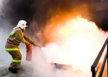 В Белогорском районе при пожаре в гараже пострадал мужчина