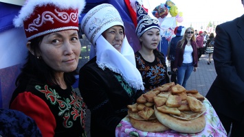 Как Алтайский край отмечает День народного единства