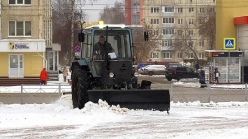 117 единиц техники и 261 рабочий вышли сегодня на уборку Кемерова