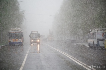 Гололед и мокрый снег покроют кузбасские дороги