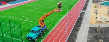Энергетики сделали «чистое небо» над стадионом белгородского райцентра