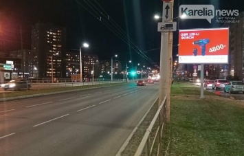 На улицах Петрозаводска появились умные рекламные экраны