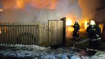 Два серьезных пожара произошло в Алтайском крае: один человек погиб