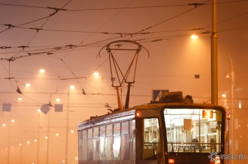 Трамваи встали в центре Кемерова