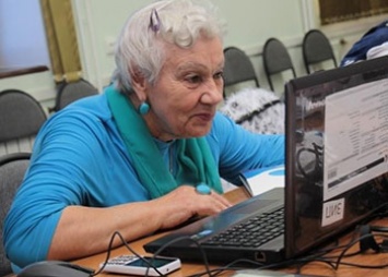 На «дистанционку» перевели более 1,7 тысячи пенсионеров в Приамурье