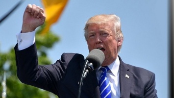 Трамп планирует заявить о выдвижении в президенты в 2024 году