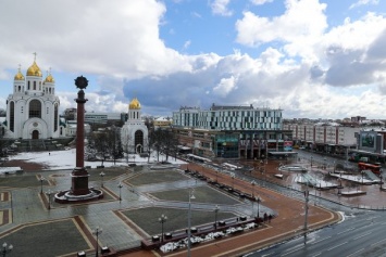 Очевидцы: рабочие «озаборивают» площадь Победы в Калининграде